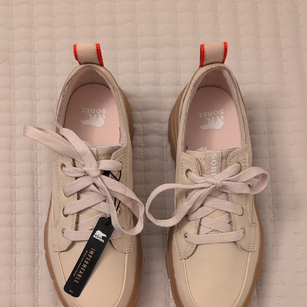Sorel Women's Tan Sneakers